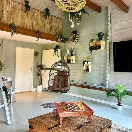 Jungle Style Lodge With Jacuzzi ,Sauna And Garden Near Amsterdam Vijfhuizen エクステリア 写真