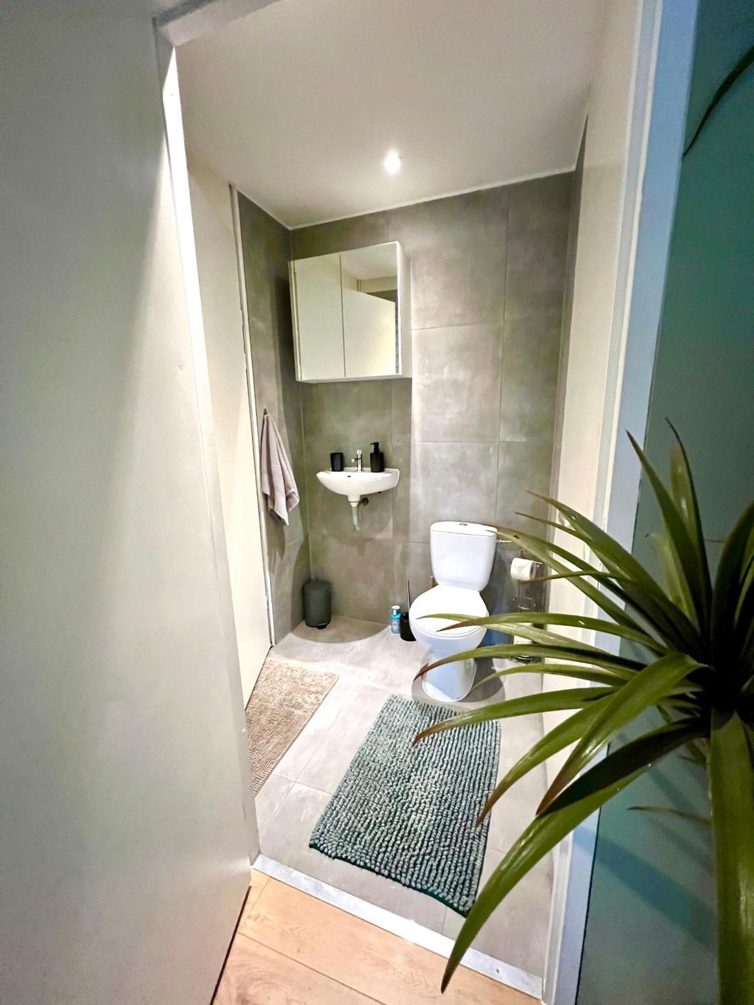 Jungle Style Lodge With Jacuzzi ,Sauna And Garden Near Amsterdam Vijfhuizen エクステリア 写真